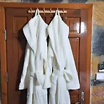 Apartment Eleia - Olive Garden & Stone House