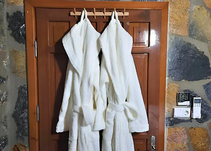 Apartmán Eleia - Olive Garden & Stone House
