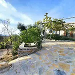 Eleia - Olive Garden & Stone House Apartman Bodrum