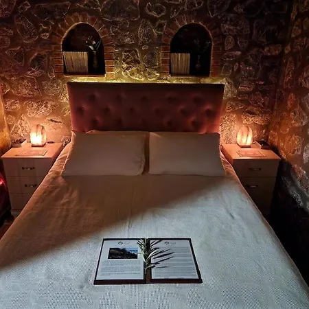 Lägenhet Eleia - Olive Garden&stone House *