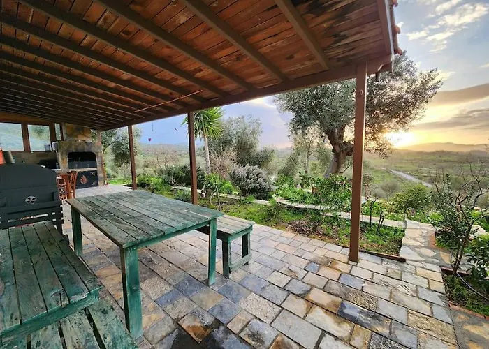 Eleia - Olive Garden & Stone House Lejlighed