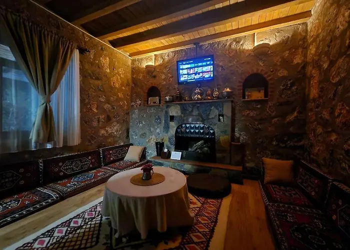 Eleia - Olive Garden & Stone House *