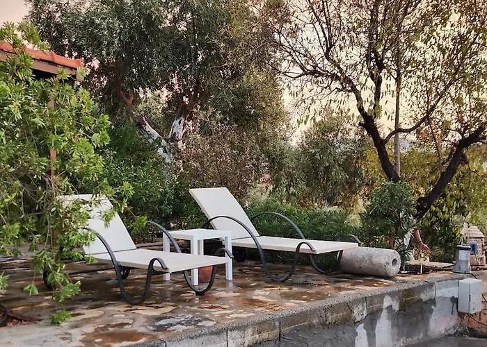 Lejlighed Eleia - Olive Garden & Stone House