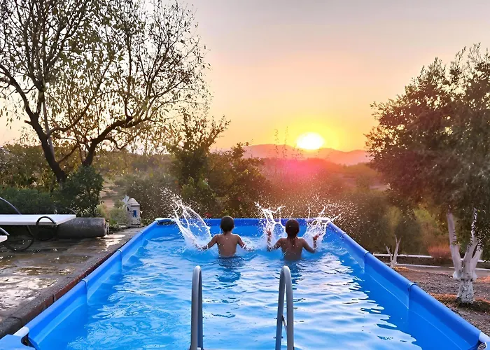 דירה Eleia - Olive Garden & Stone House בודרום