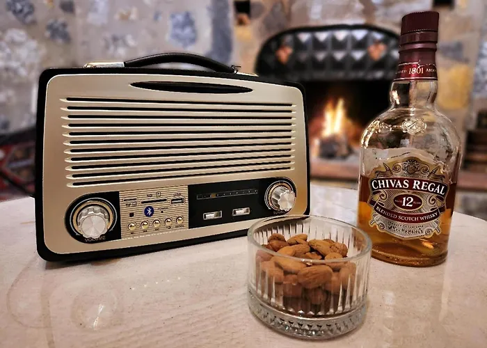 Eleia - Olive Garden & Stone House דירה *