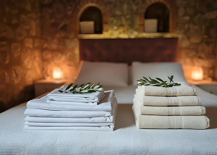 Eleia - Olive Garden & Stone House דירה *