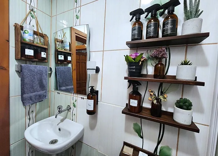 Eleia - Olive Garden & Stone House דירה *