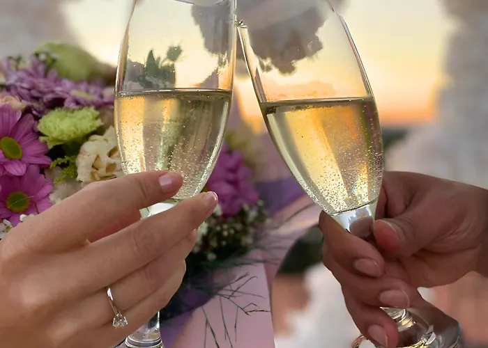 דירה Eleia - Olive Garden & Stone House *